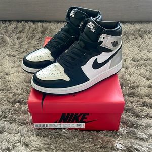 Womens Air Jordan 1 High OG “Silver Toe”